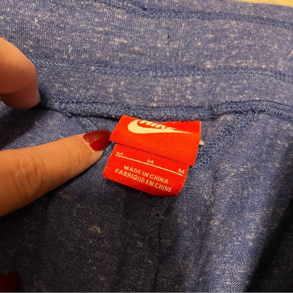 Nike joggers - Picture 3 of 5